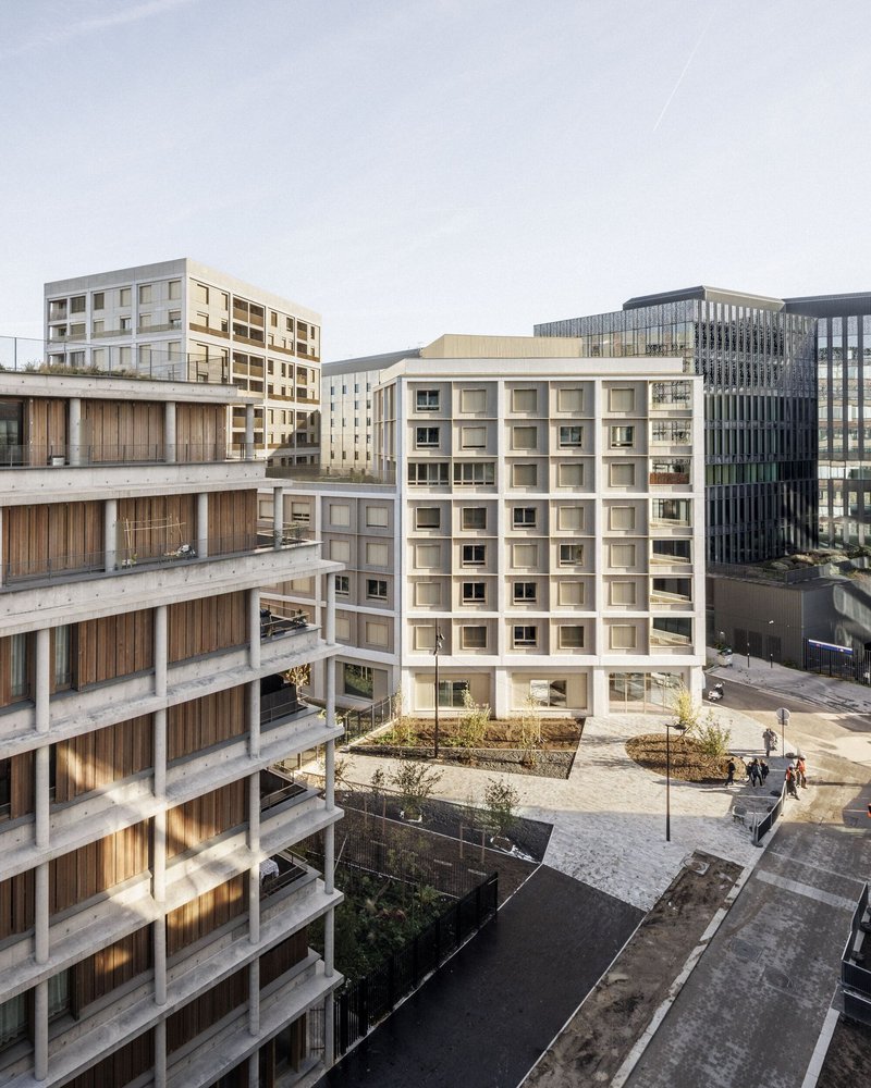 Neighborhood in Paris - Media Library and Family Flats, Student Residence, and Social Housing Units / La Architectures + Atelier Régis Roudil Architectes + Nicolas Hugoo Architecture - Exterior Photography