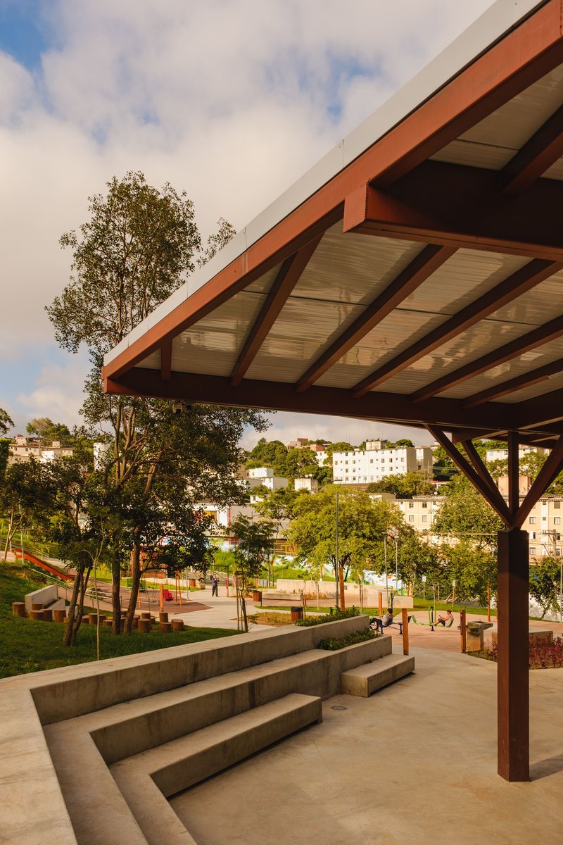 Parque Linear Córrego do Bispo / Natureza Urbana - Imagem 14 de 24