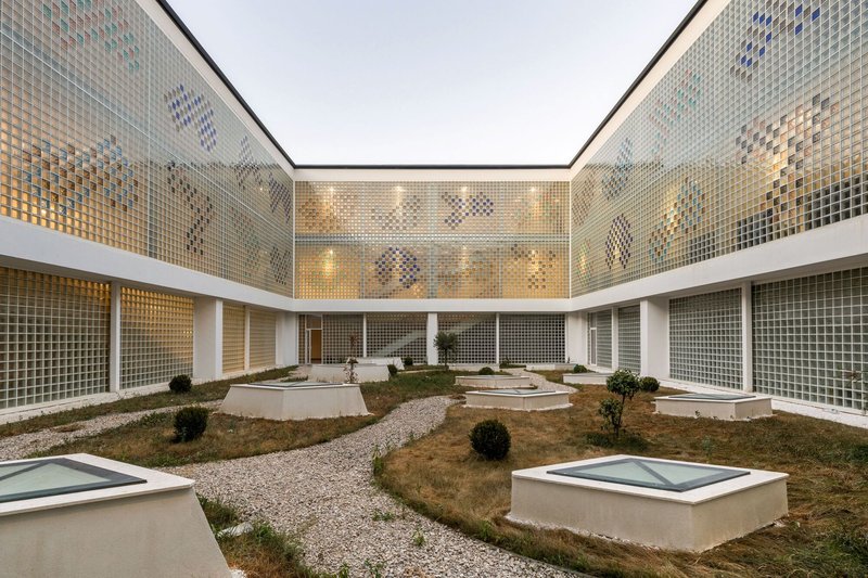 Escola Angela Merkel / Commonsense Studio - Fotografia de Exterior