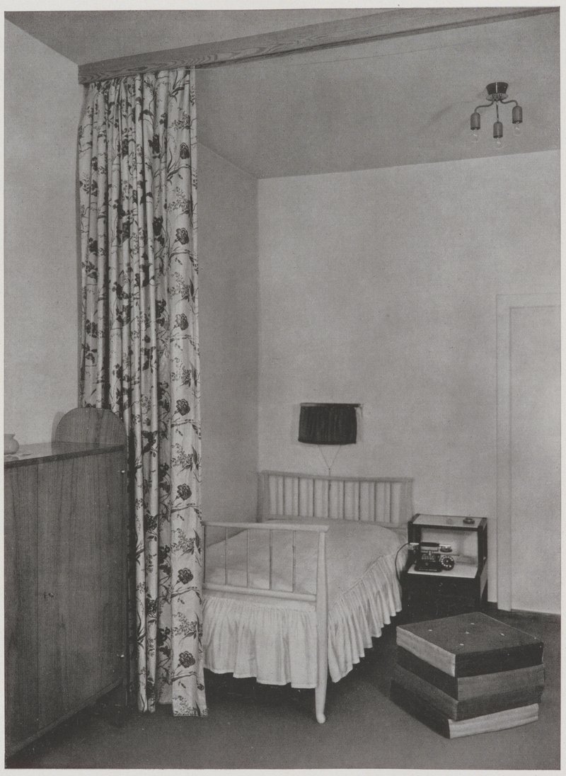 Villa Beer Renovation / Christian Prasser Architektur - Interior Photography, Bathroom, Bed, Bedroom