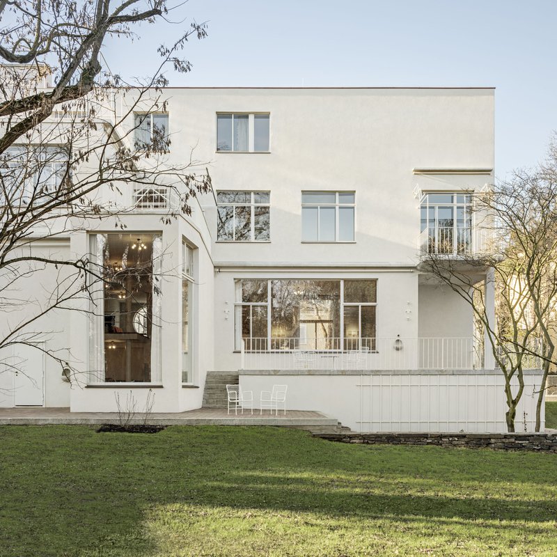 Villa Beer Renovation / Christian Prasser Architektur - Exterior Photography, Door, Concrete, Balcony