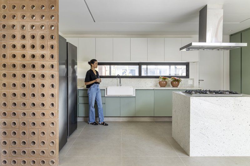 Casa Altiva / Rai Matoso + Nuit Arquitetura - Fotografia de Interiores, Cozinha, Bancada, Madeira