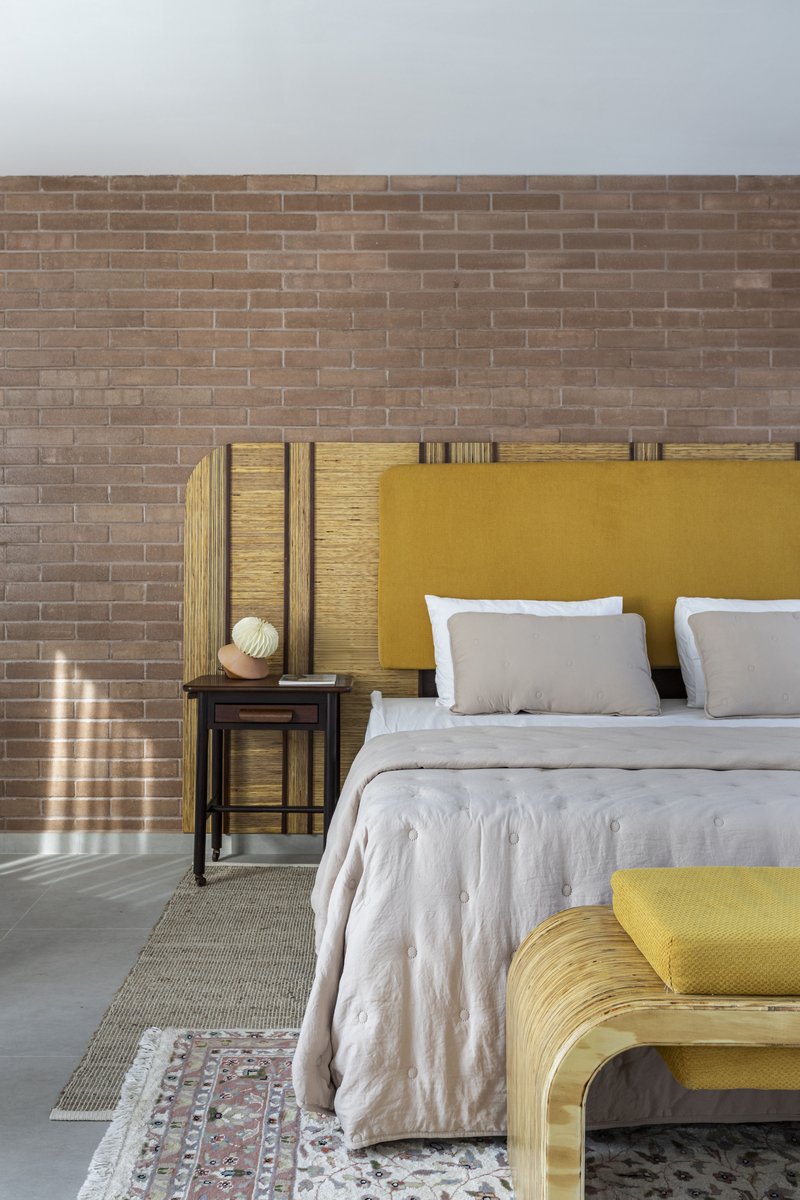 Casa Altiva / Rai Matoso + Nuit Arquitetura - Fotografia de Interiores, Dormitório, Madeira, Cama, Iluminação, Cadeira